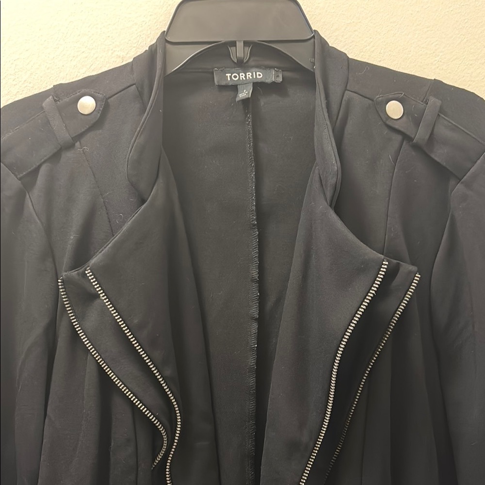 Torrid Open Cropped Jacket - Picture 2 of 4